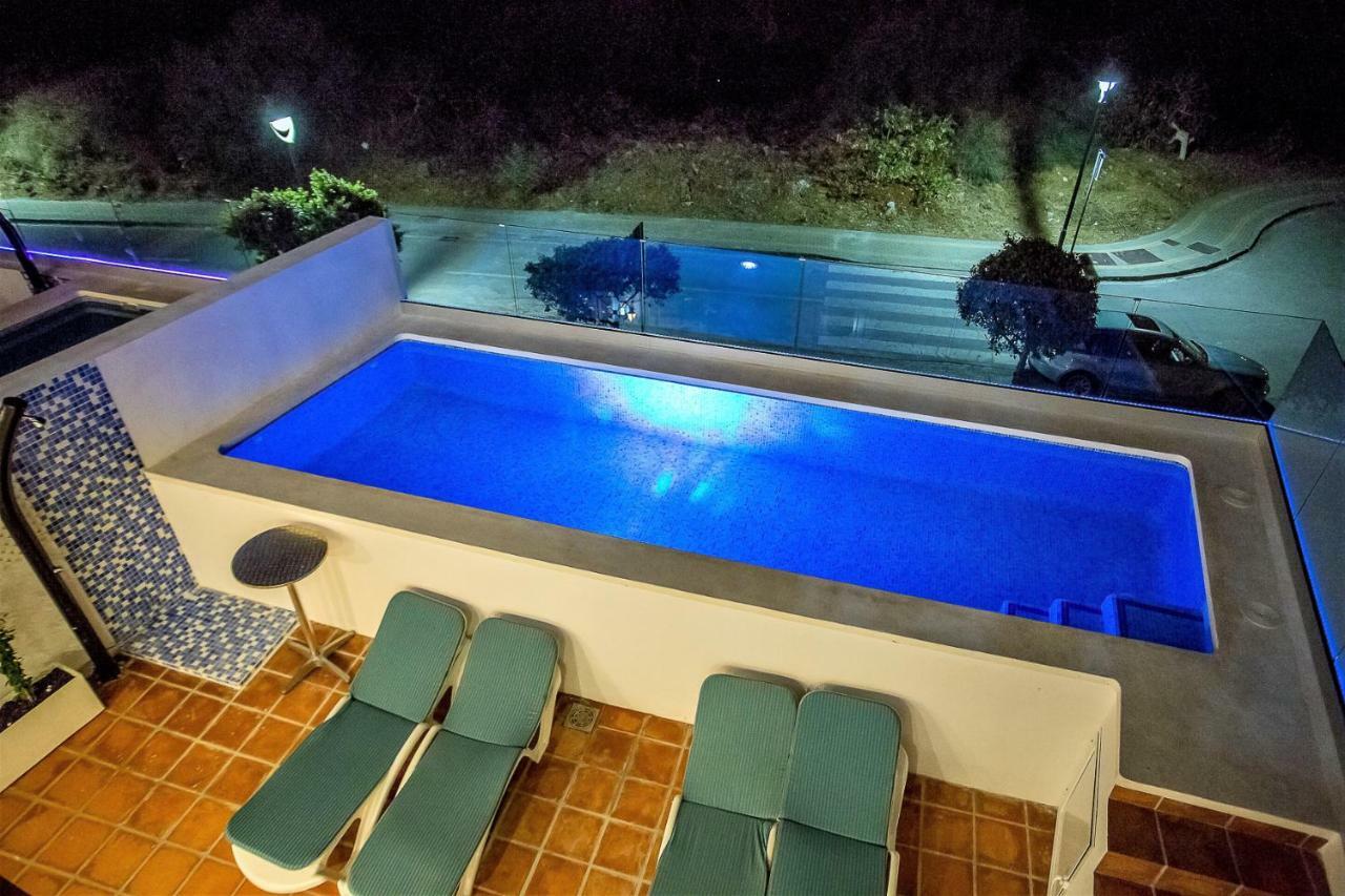 Luxury Apartments With Private Swimming Pool Марбелья Экстерьер фото